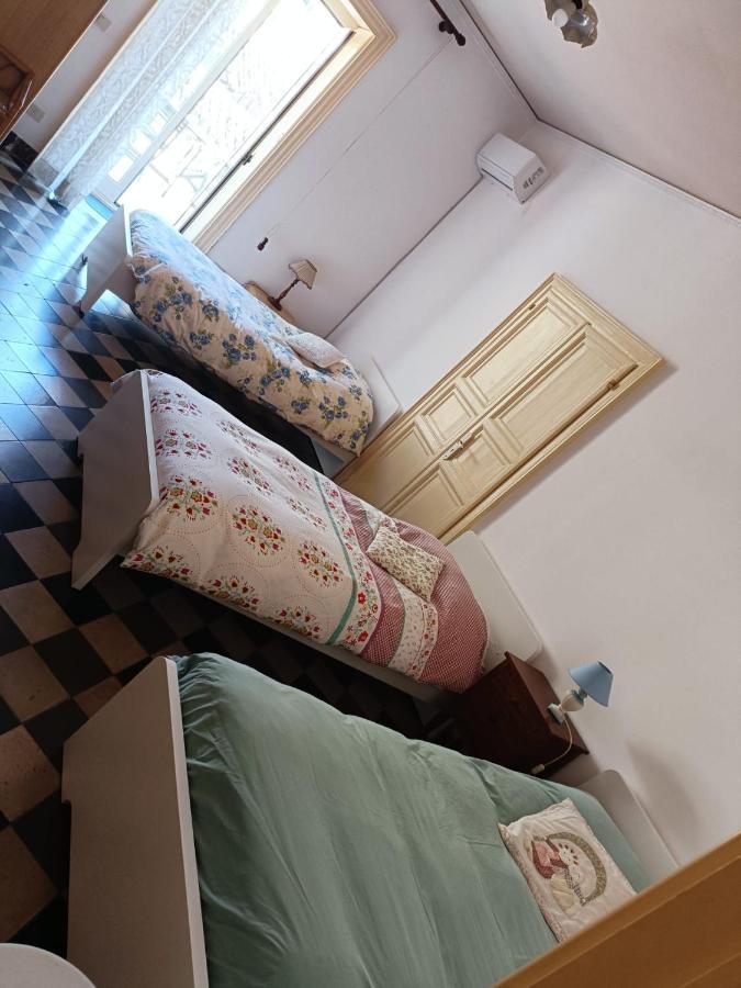 Casa Vacanza Vico Medica Modica Eksteriør billede